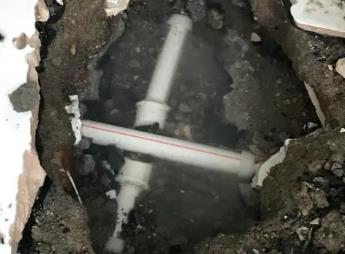 新华阳台漏水维修公司为您分享楼上楼下漏水怎么处理